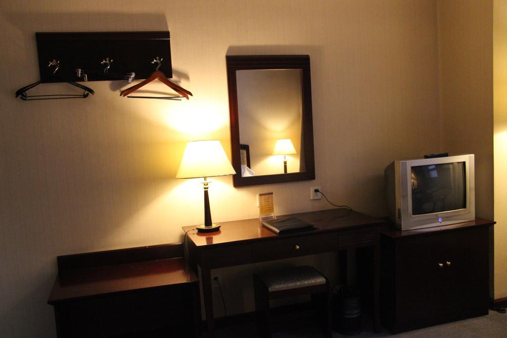 Super 8 Beijing Yizhuang Tianbao Hotel Bilik gambar