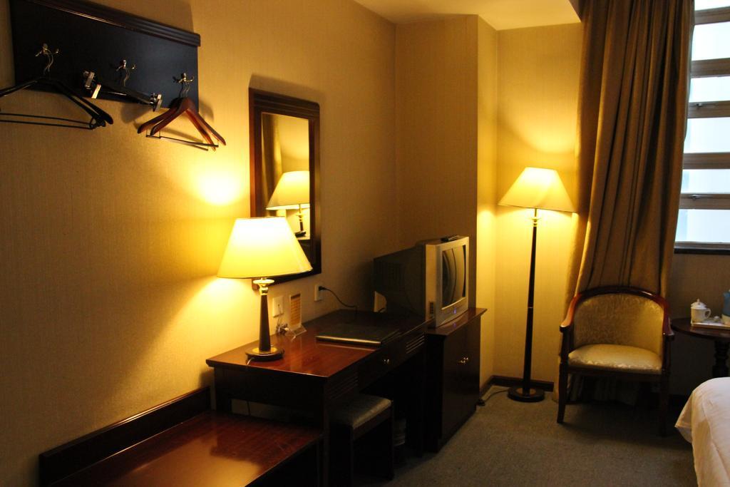 Super 8 Beijing Yizhuang Tianbao Hotel Bilik gambar