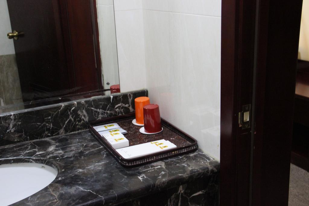 Super 8 Beijing Yizhuang Tianbao Hotel Bilik gambar